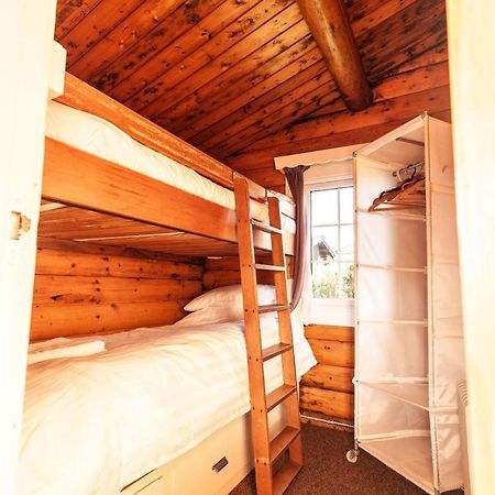 Log Cabin Nestled In The Mountains Of Snowdonia By Seren Property Trawsfynydd Kültér fotó
