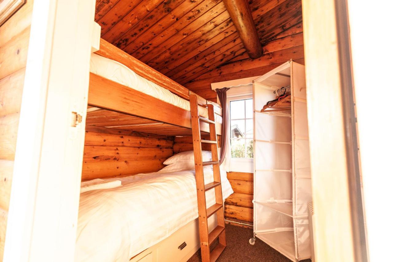 Log Cabin Nestled In The Mountains Of Snowdonia By Seren Property Trawsfynydd Kültér fotó